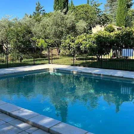 Holiday home En Drome Provencale Mazet De Charme Avec Piscine