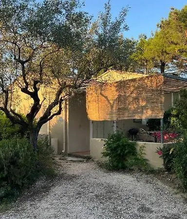 En Drome Provencale Mazet De Charme Avec Piscine * Mirabel-aux-Baronnies